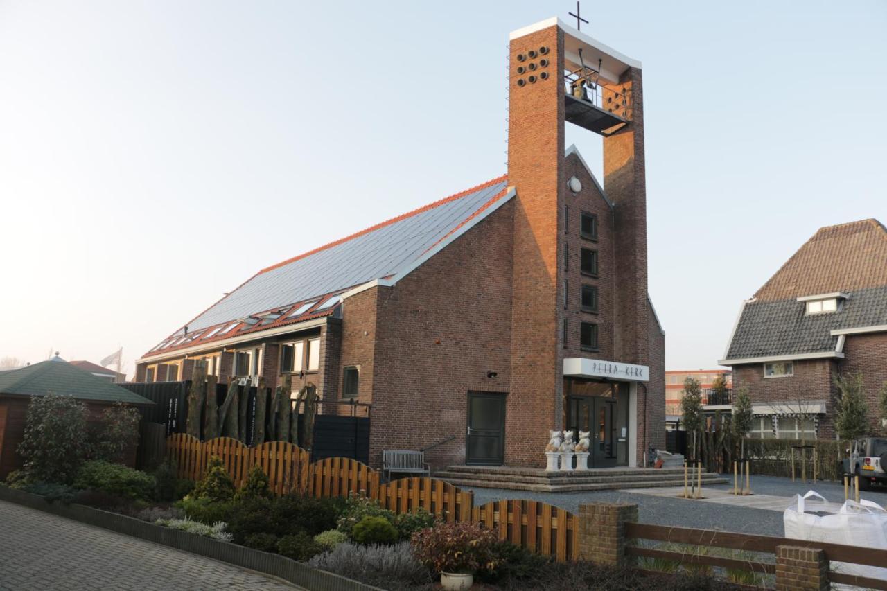 B&B De Petrakerk Rijnsburg Exterior photo